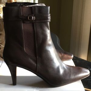 Short women’s dress boots